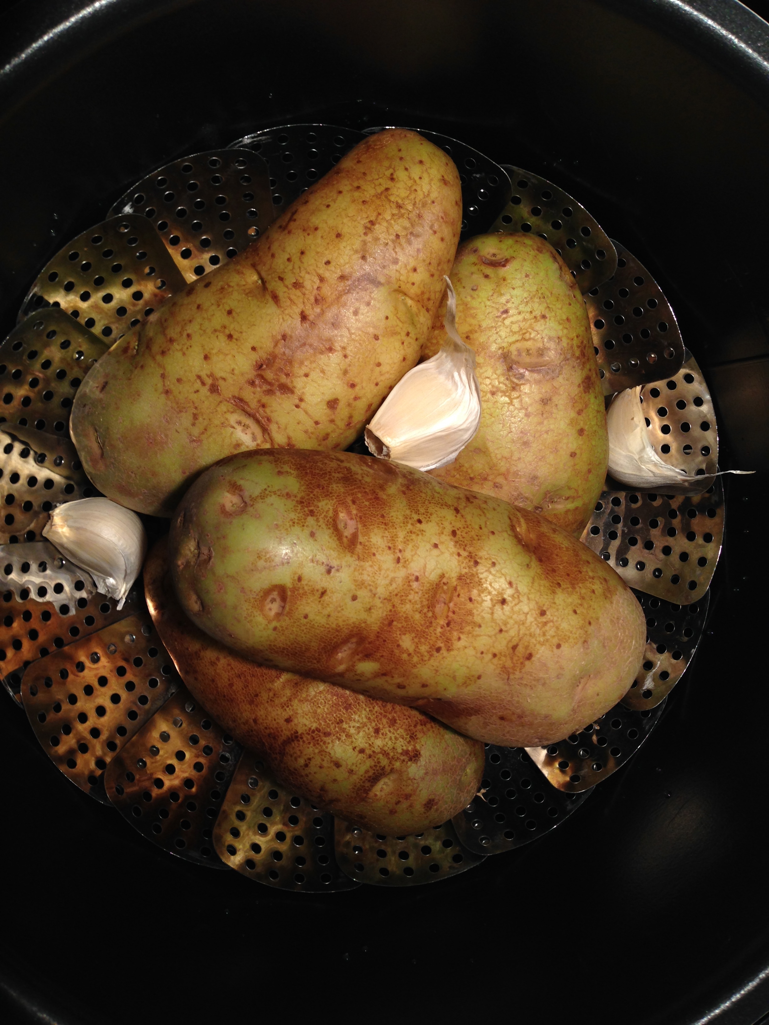 Pressure Cooker Baked Potatoes — ButterYum — a tasty little food blog
